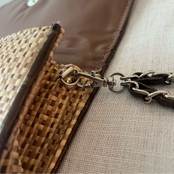 NWOT Bueno Tan and Brown Woven Clutch with Bow - Picture 8 of 13